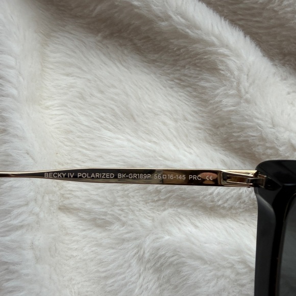 DIFF Becky IV Polarized Black Sunglasses - Picture 5 of 5